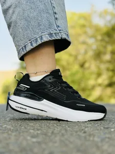 کفش اسکیچرز مدل max road 6